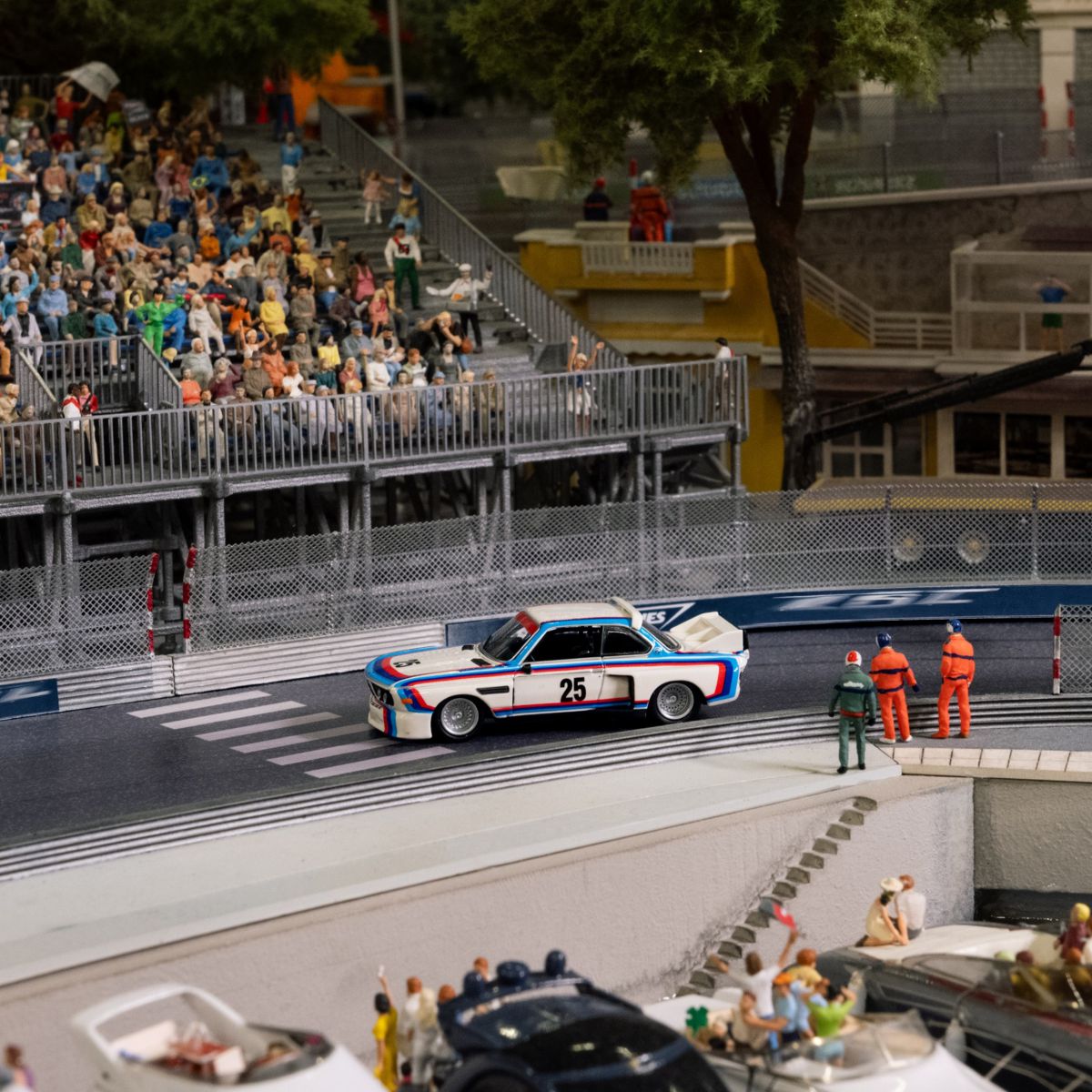 BMW 3.0 CSL微型車1:64